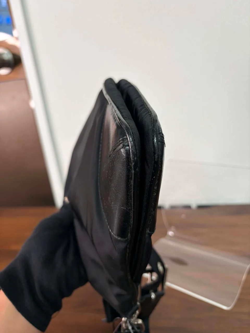 PRADA NYLON SHOULDER BAG (BLACK) view 4