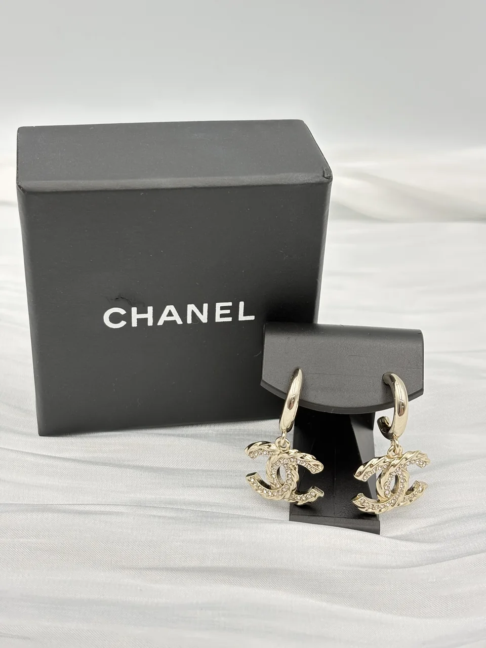 CHANEL EARRINGS