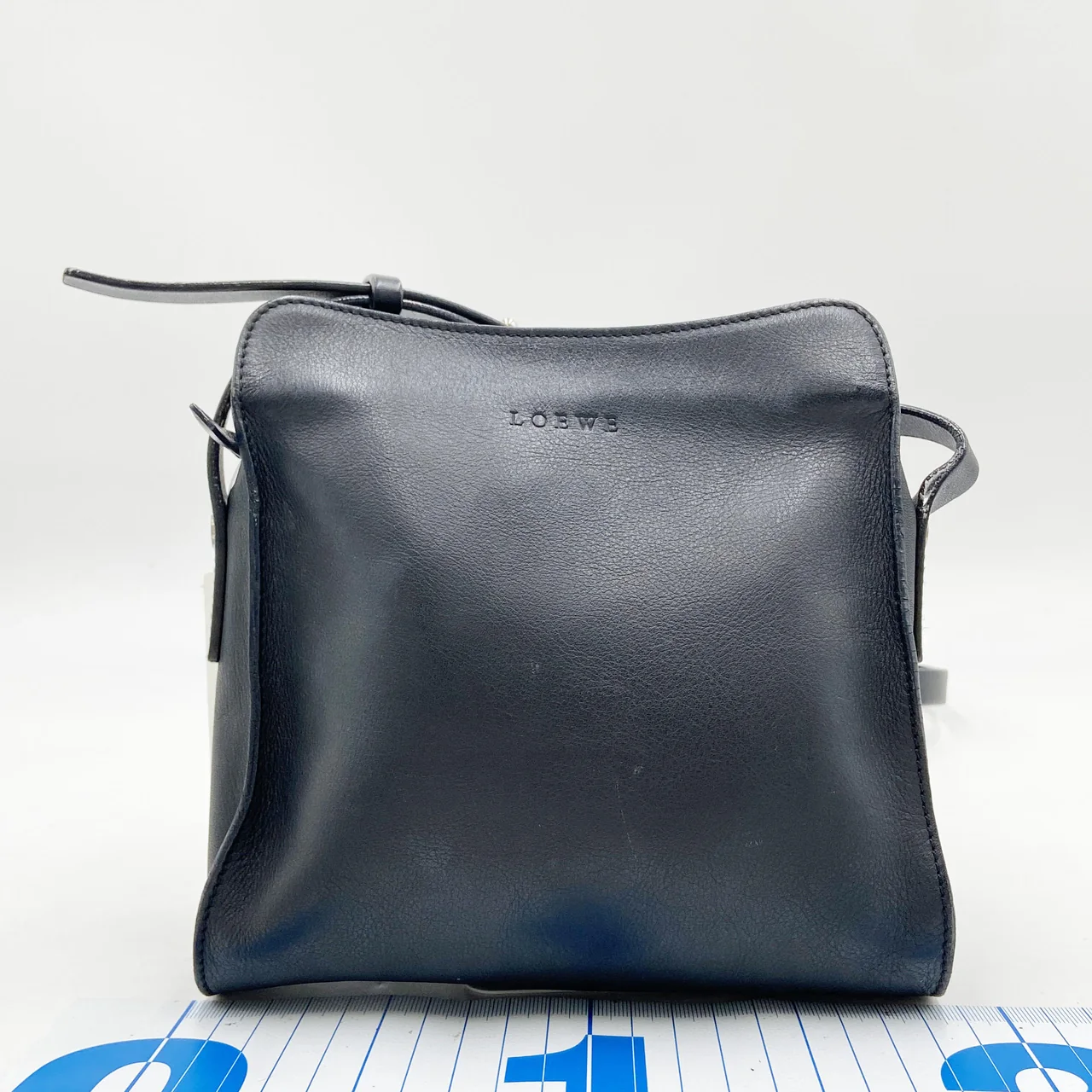 LOEWE SHOULDER BAG (BLACK)