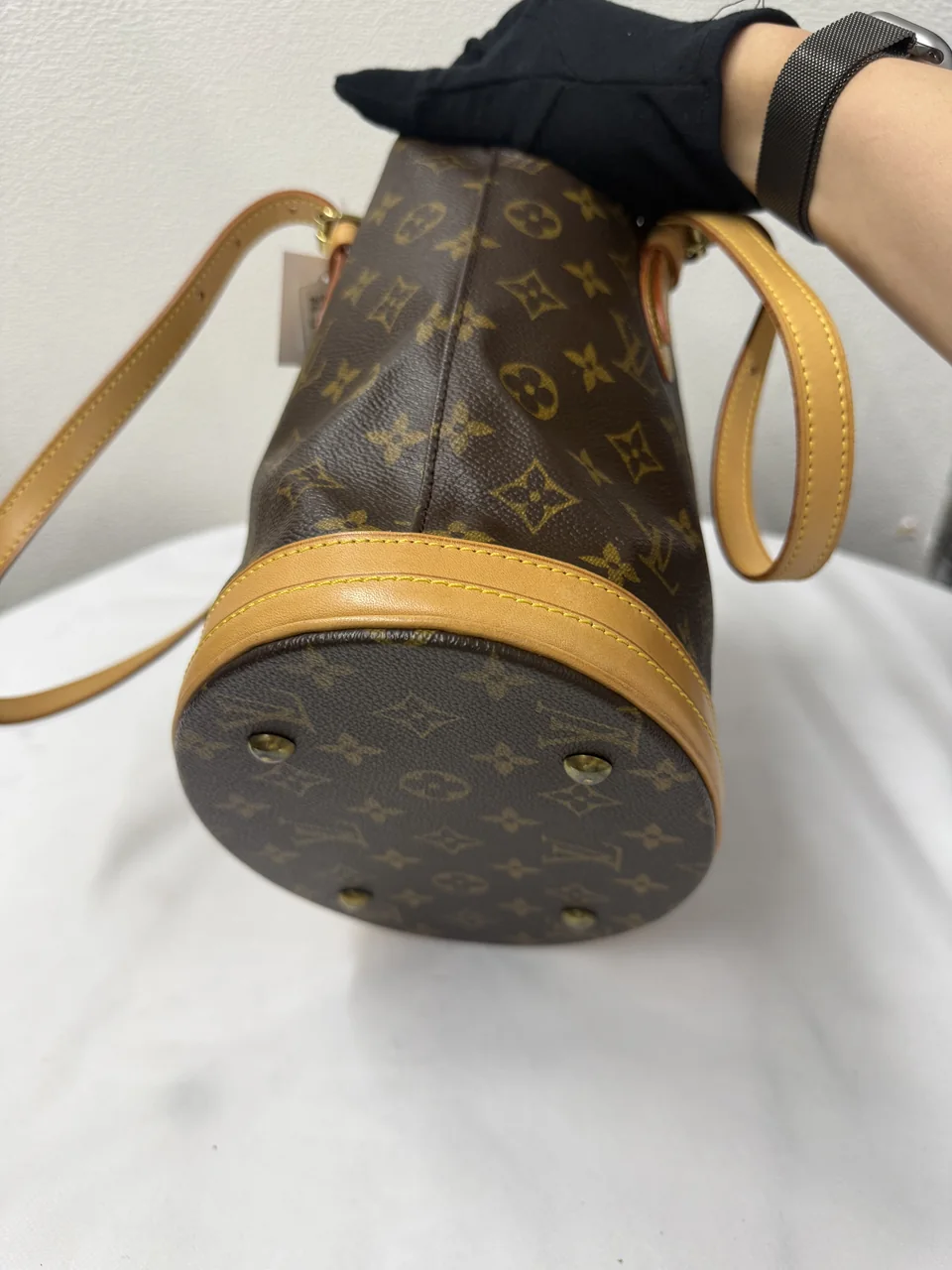 LV BUCKET view 6