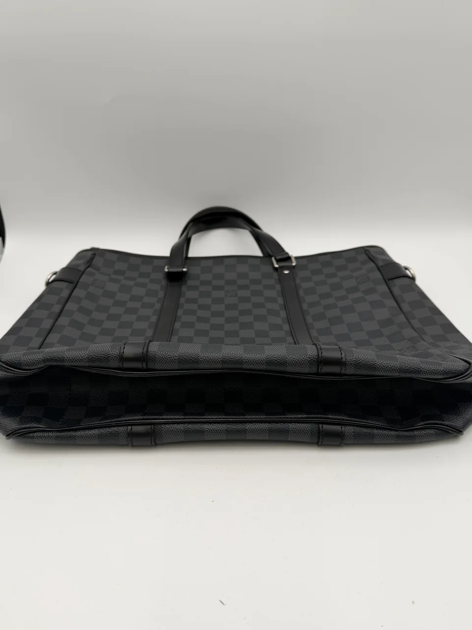 LV TADAO hover