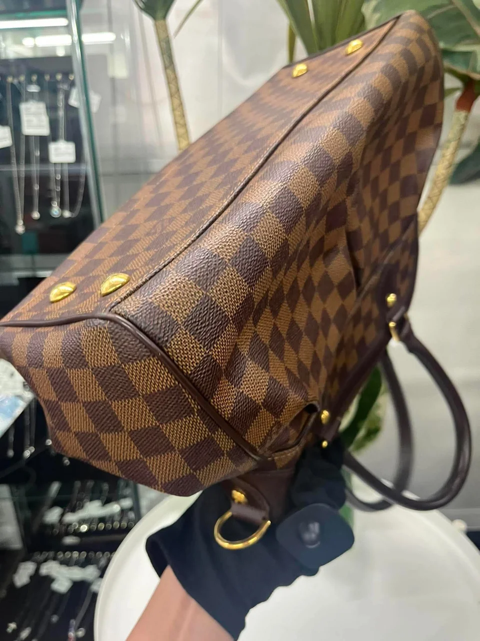 LV DAMIER TREVI PM view 10