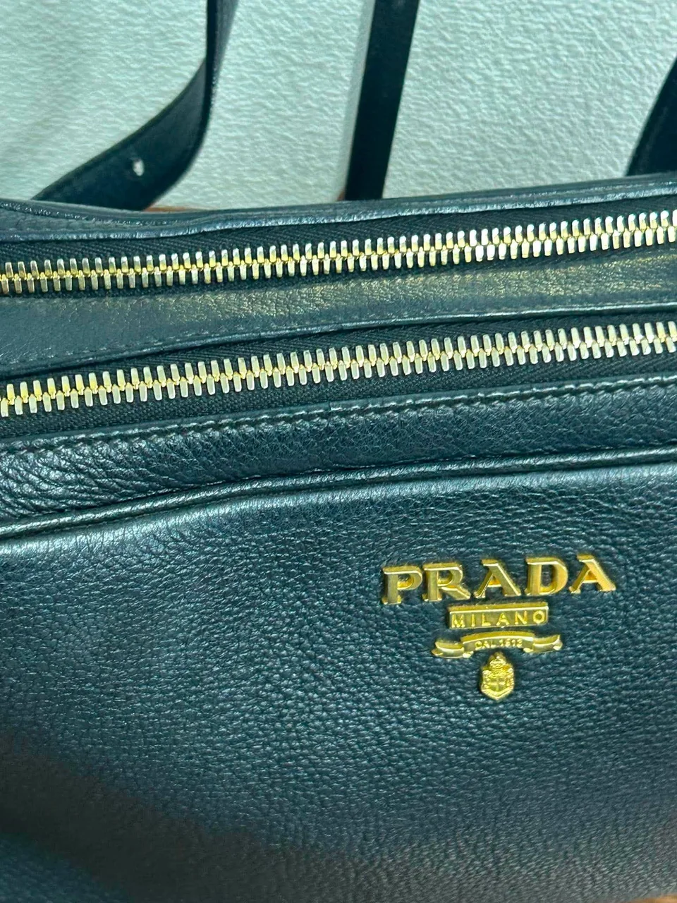 PRADA SHOULDER BAG (BLACK) view 5