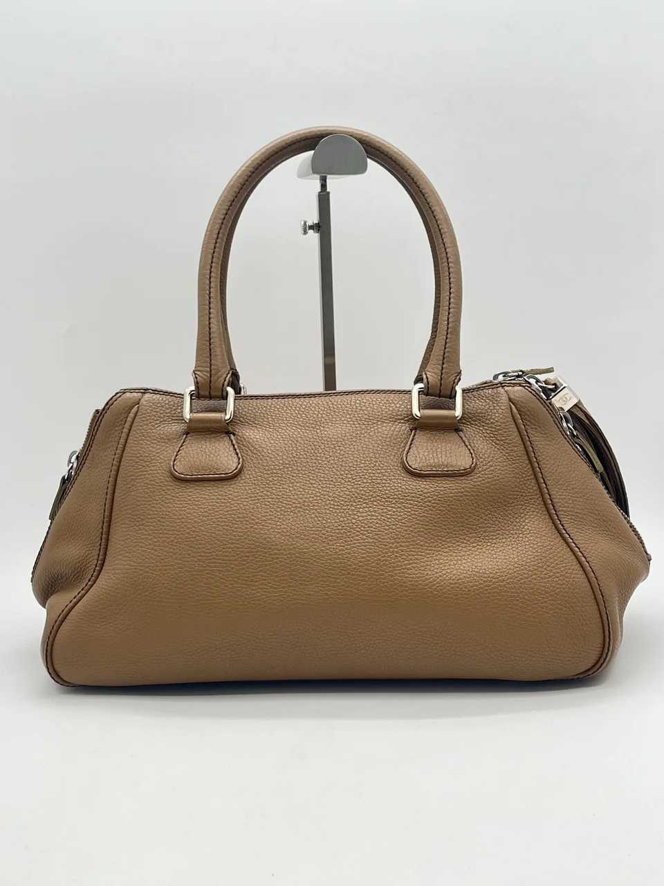 CHANEL FRINGE SHOULDER BAG (8 SERIAL CODE) hover