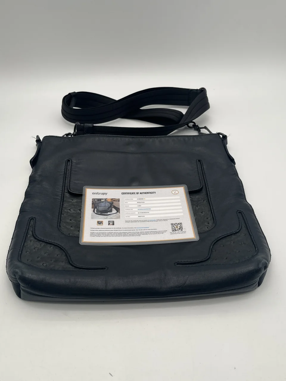BOTTEGA VENETA SHOULDER BAG hover