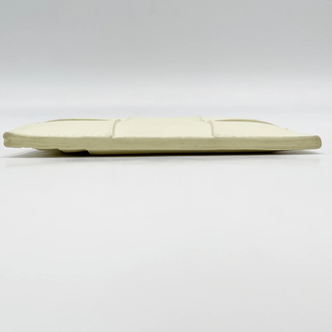 BOTTEGA VENETA MAXI INTRECCIATO FRAGMENT CASE hover