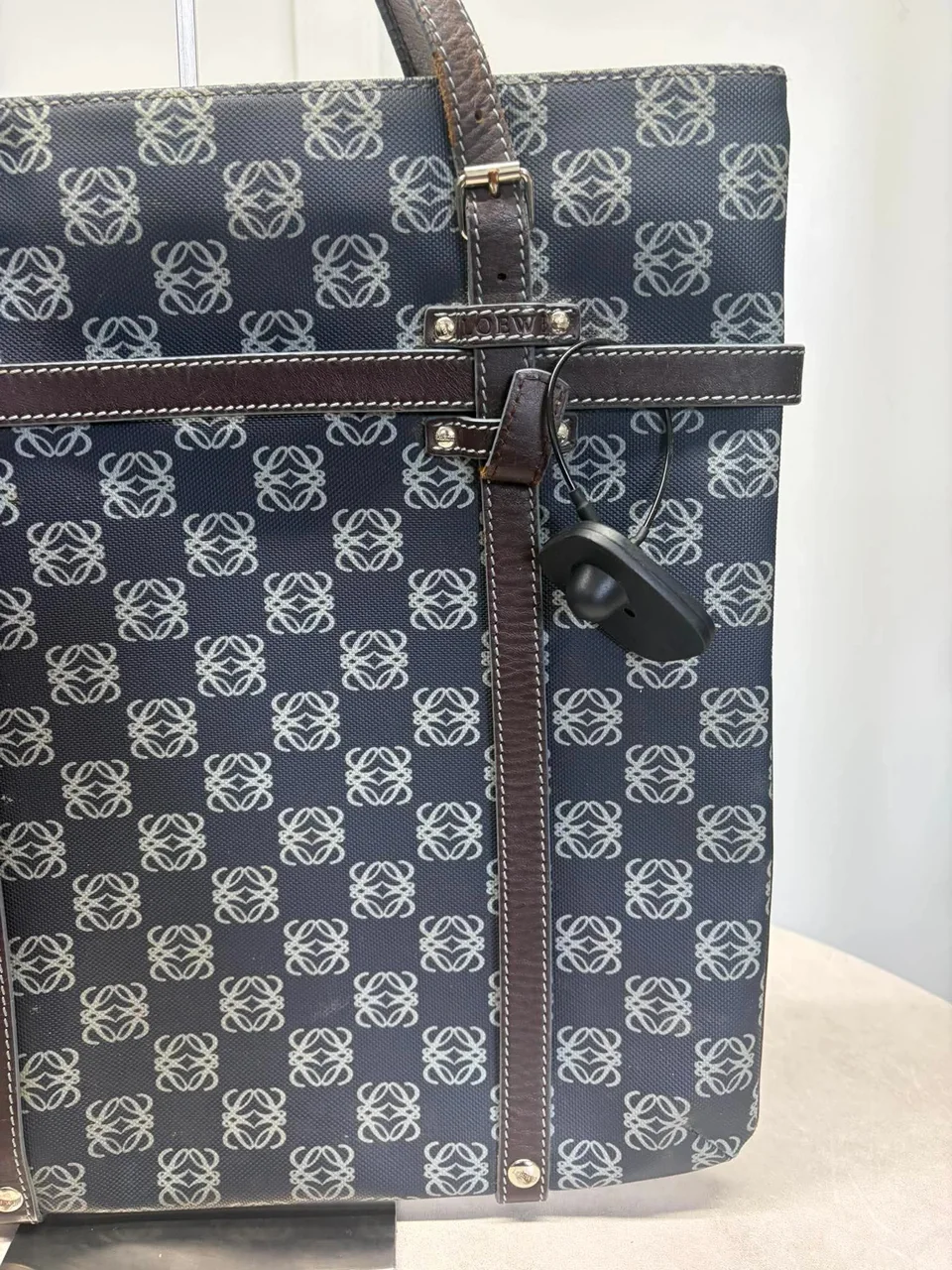 LOEWE HANDBAG view 3