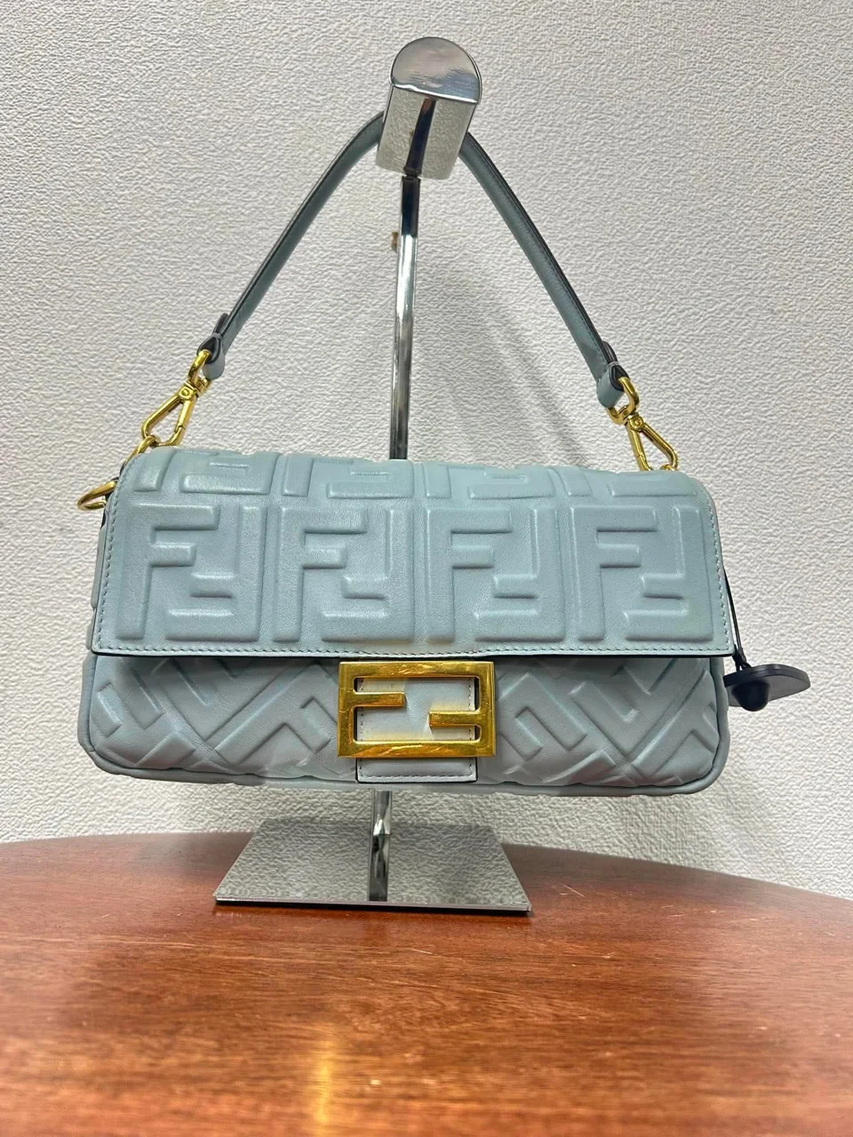 FENDI MAMMA view 6