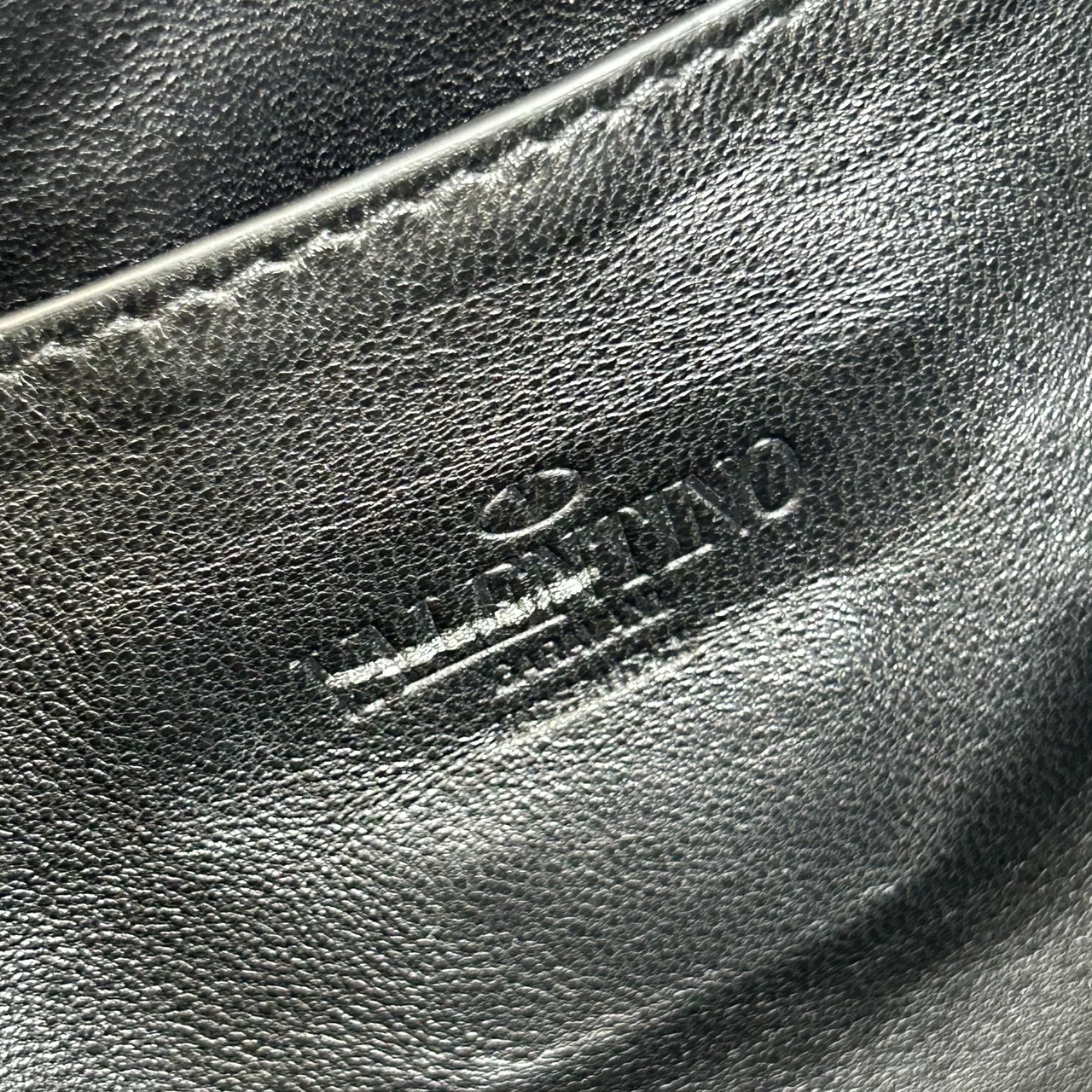 VALENTINO BODY BAG (BLACK) view 8