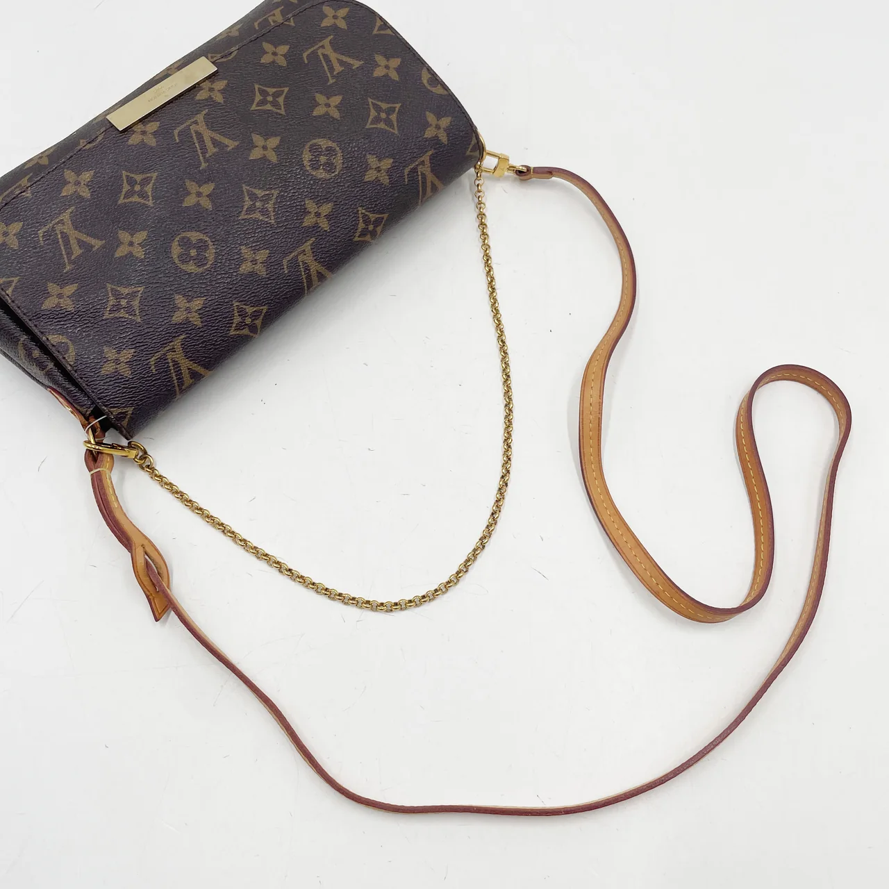 LV MONOGRAM FAVORITE PM view 6