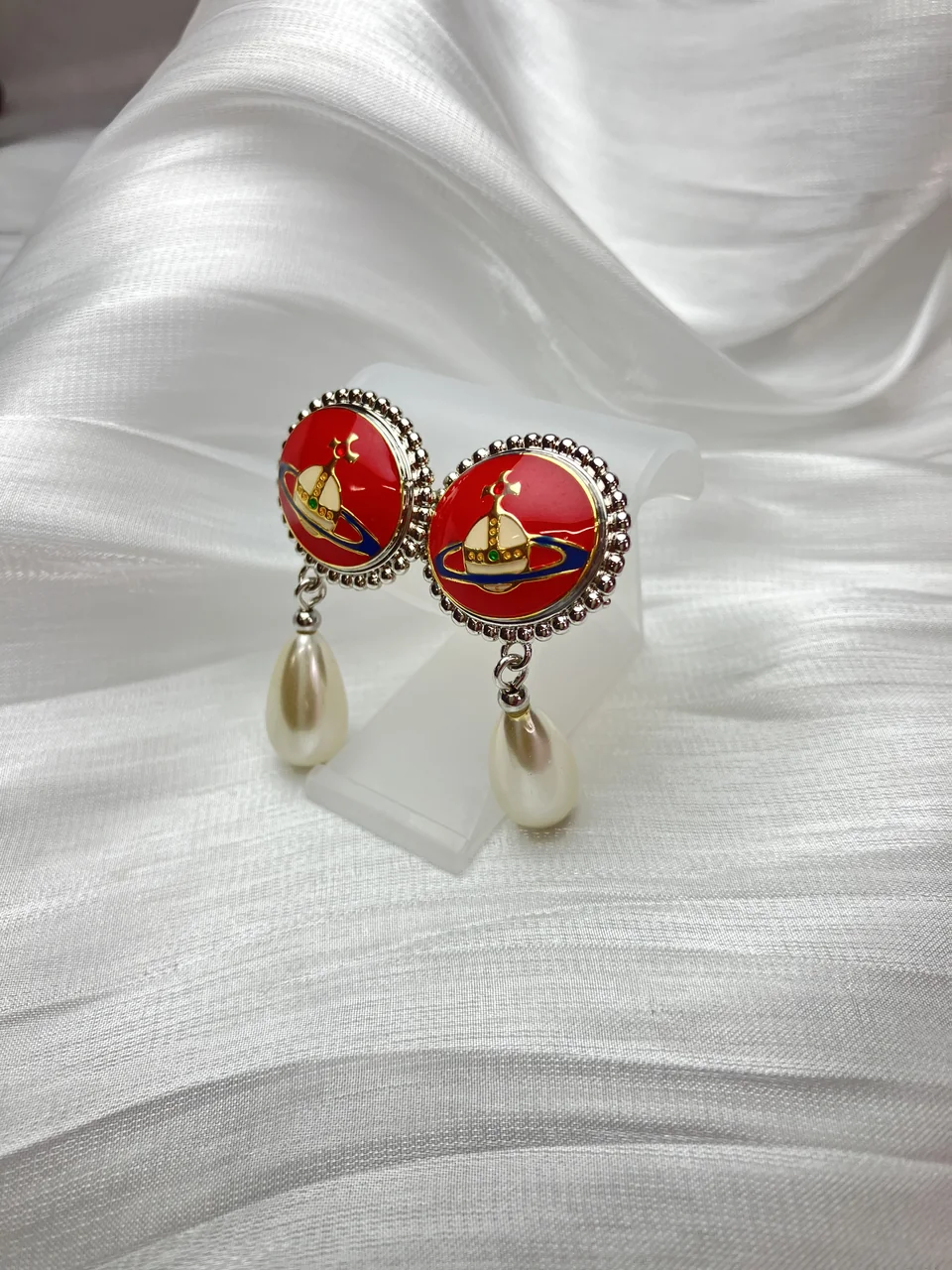 VIVIENNE WESTWOOD EARRINGS view 3