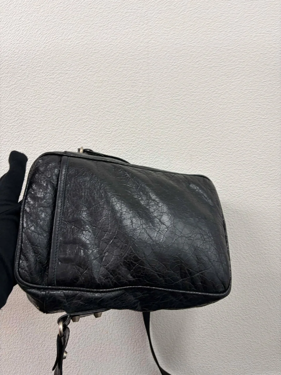 BALENCIAGA SHOULDER BAG (BLACK) photo 3
