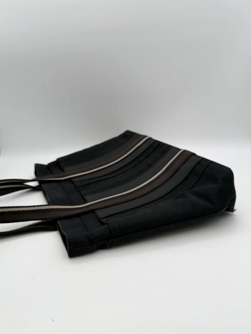 HERMES TRIBAL HANDLE TOTE BAG view 3