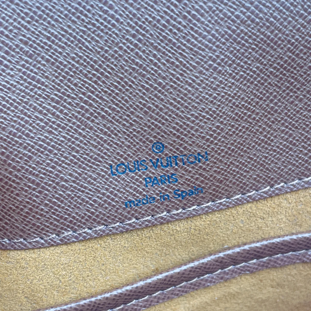 LV MONOGRAM MUSETTE TANGO SHORT view 12