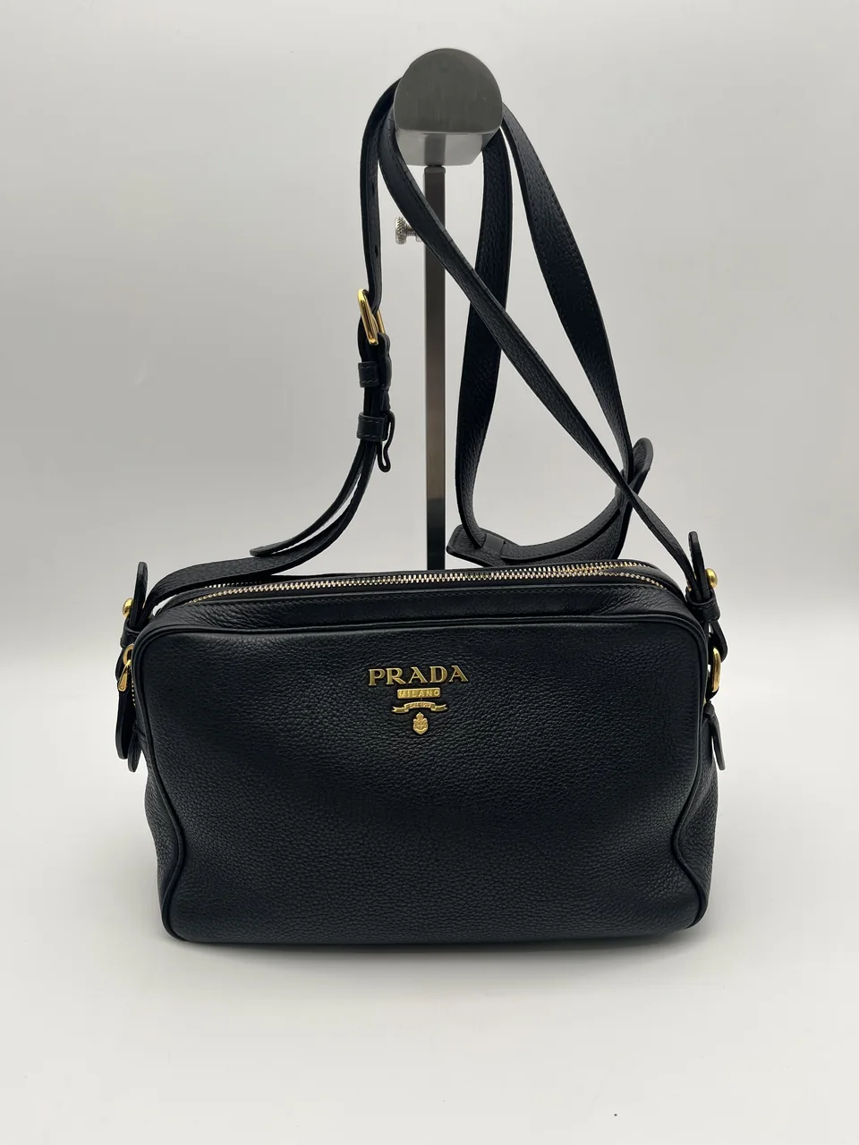 PRADA SHOULDER BAG (BLACK)