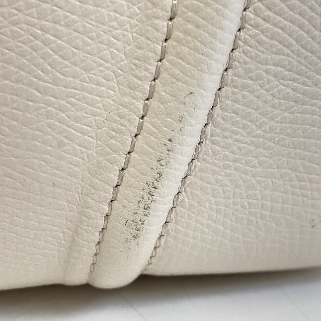 CELINE LUGGAGE PHANTOM HANDBAG (WHITE) view 7