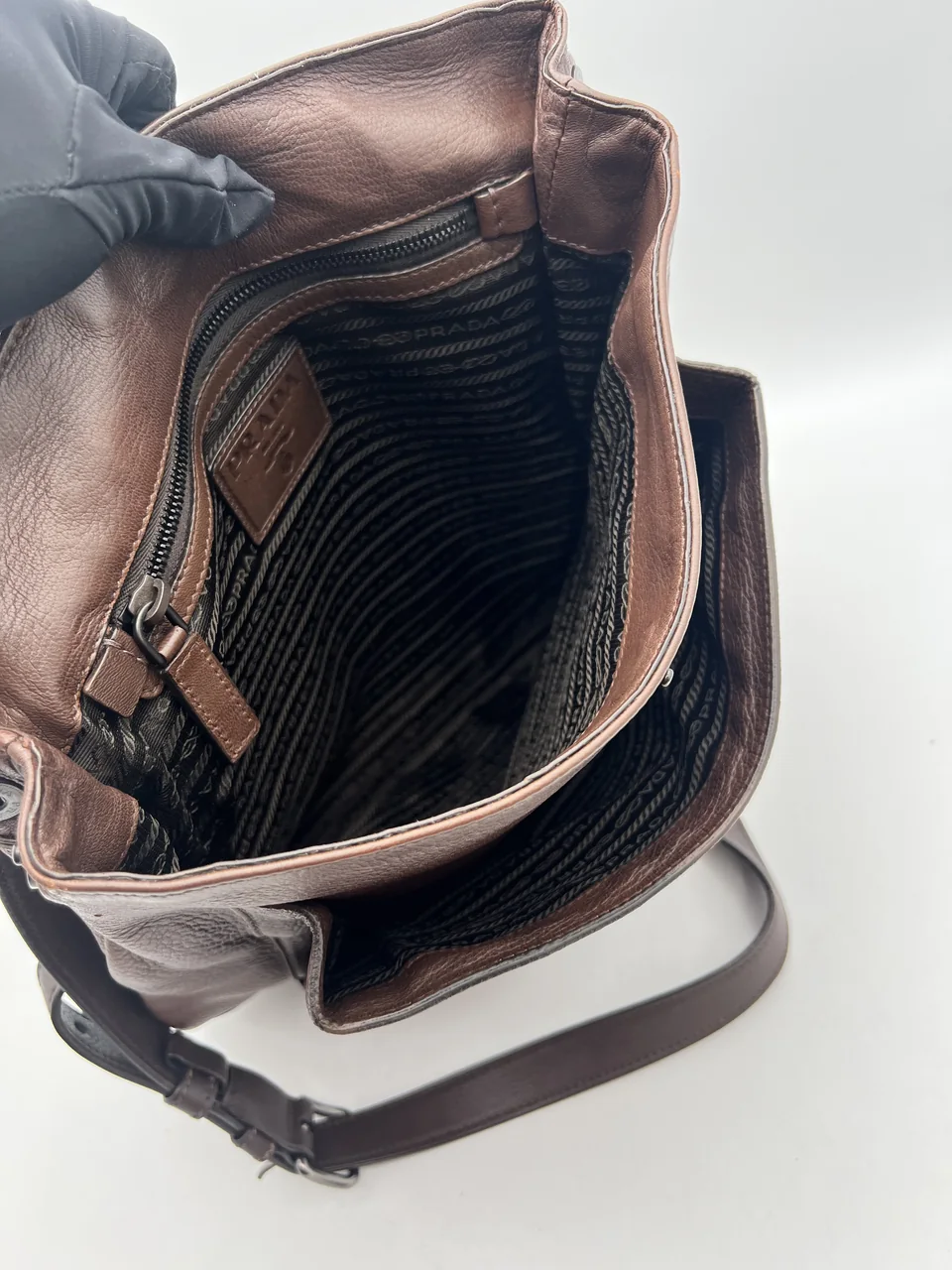PRADA SHOULDER BAG (BROWN) view 9