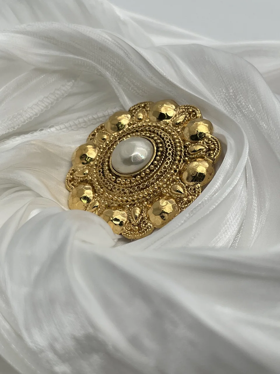 CHANEL BROOCH hover