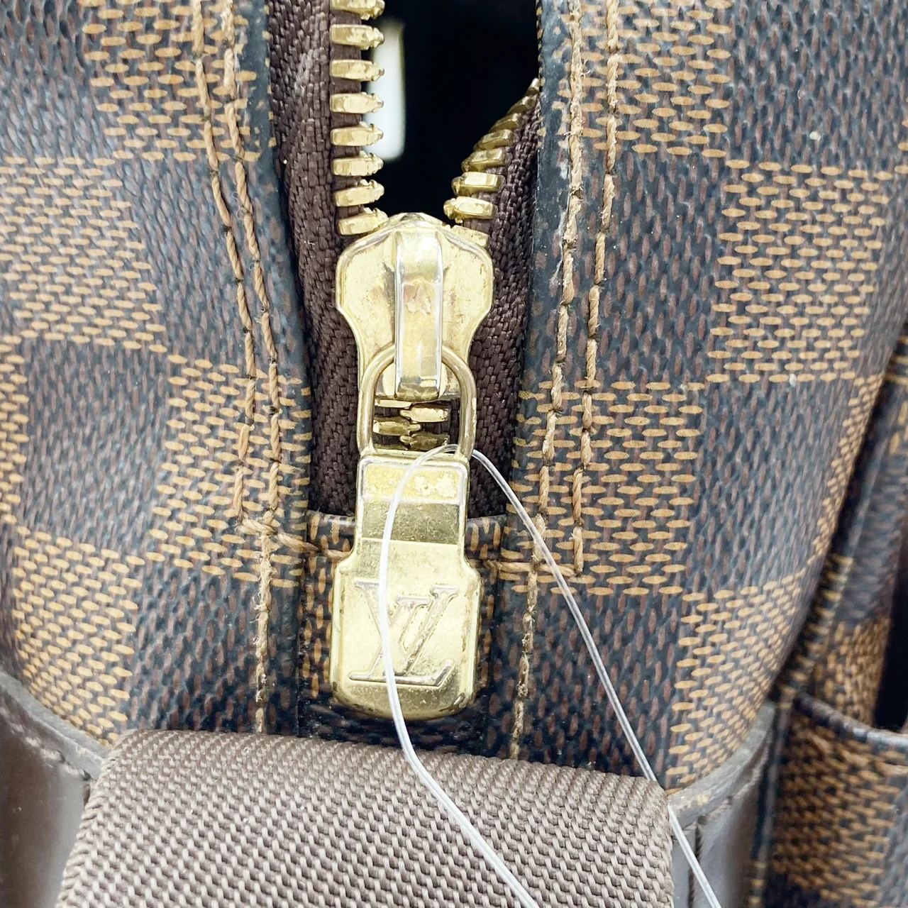 LV DAMIER NAVIGLIO view 5