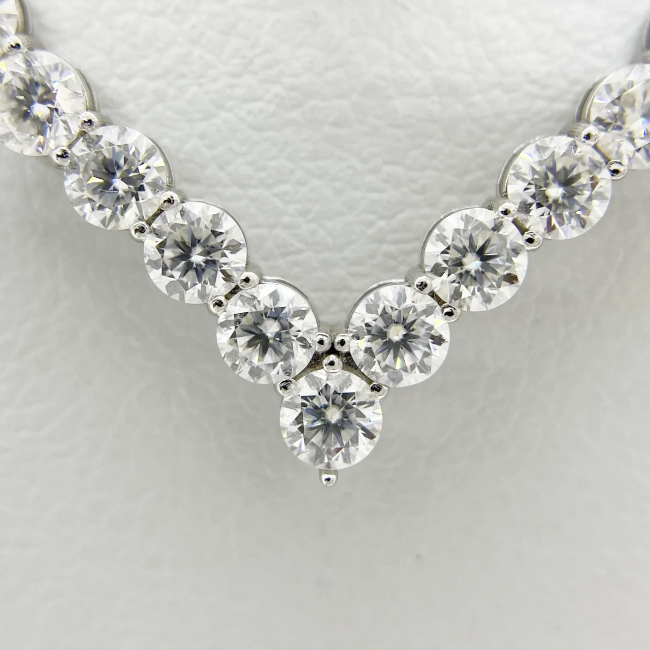 AU750 HEART NECKLACE 2.8G view 5