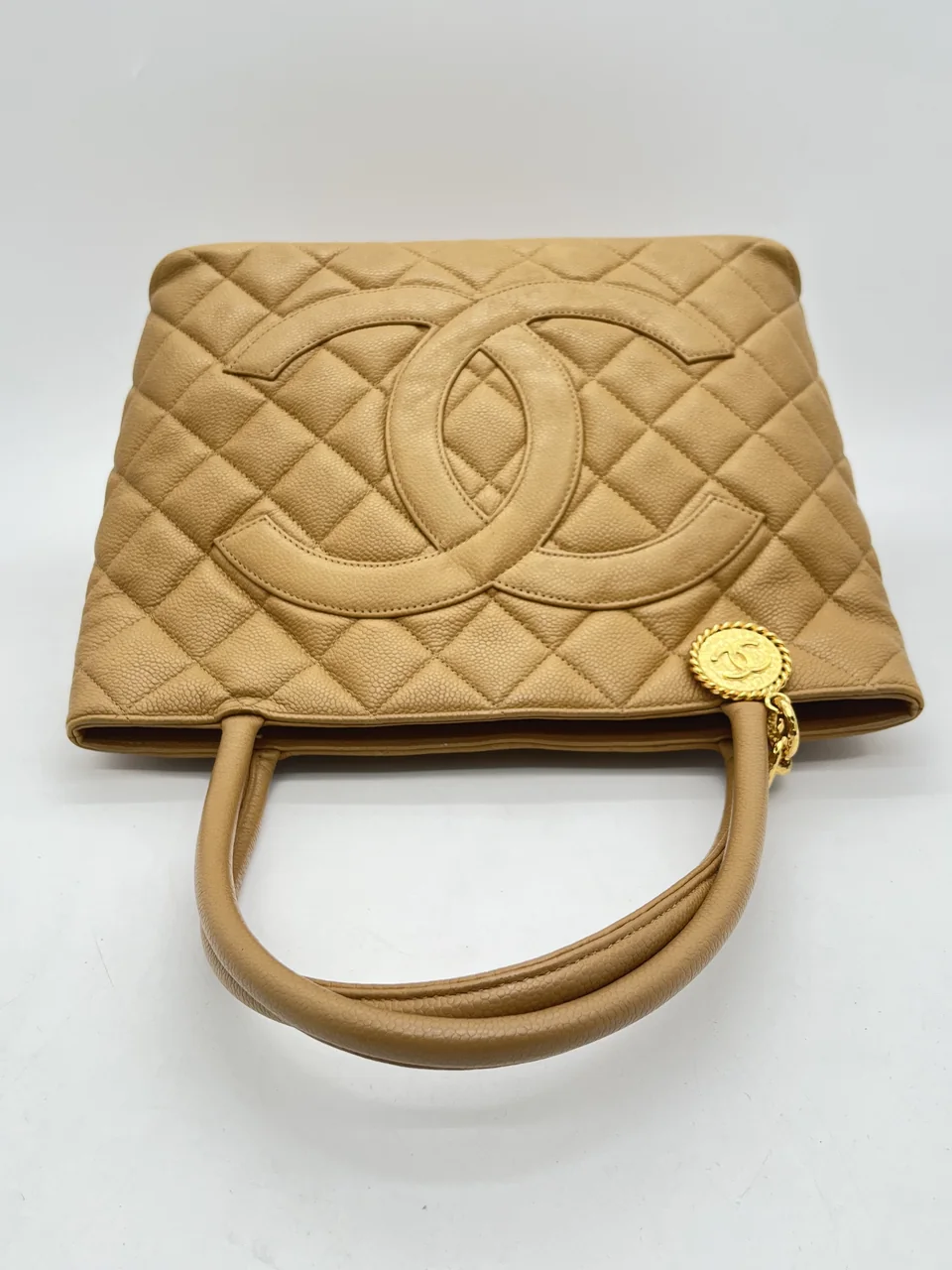 CHANEL CAVIAR RE-RELEASE TOTE BAG (6 SERIAL CODE) view 3