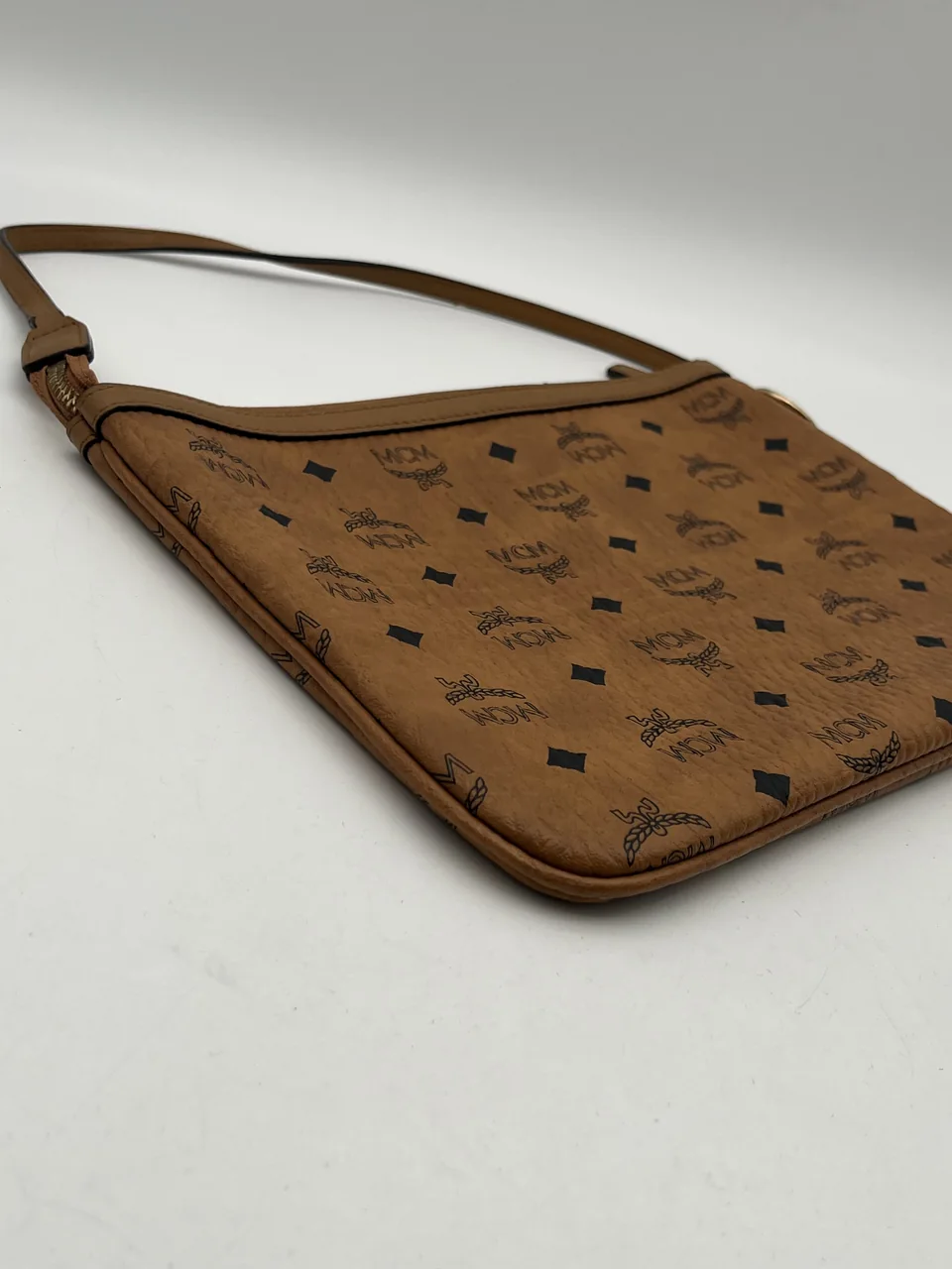 MCM SHOULDER BAG view 4