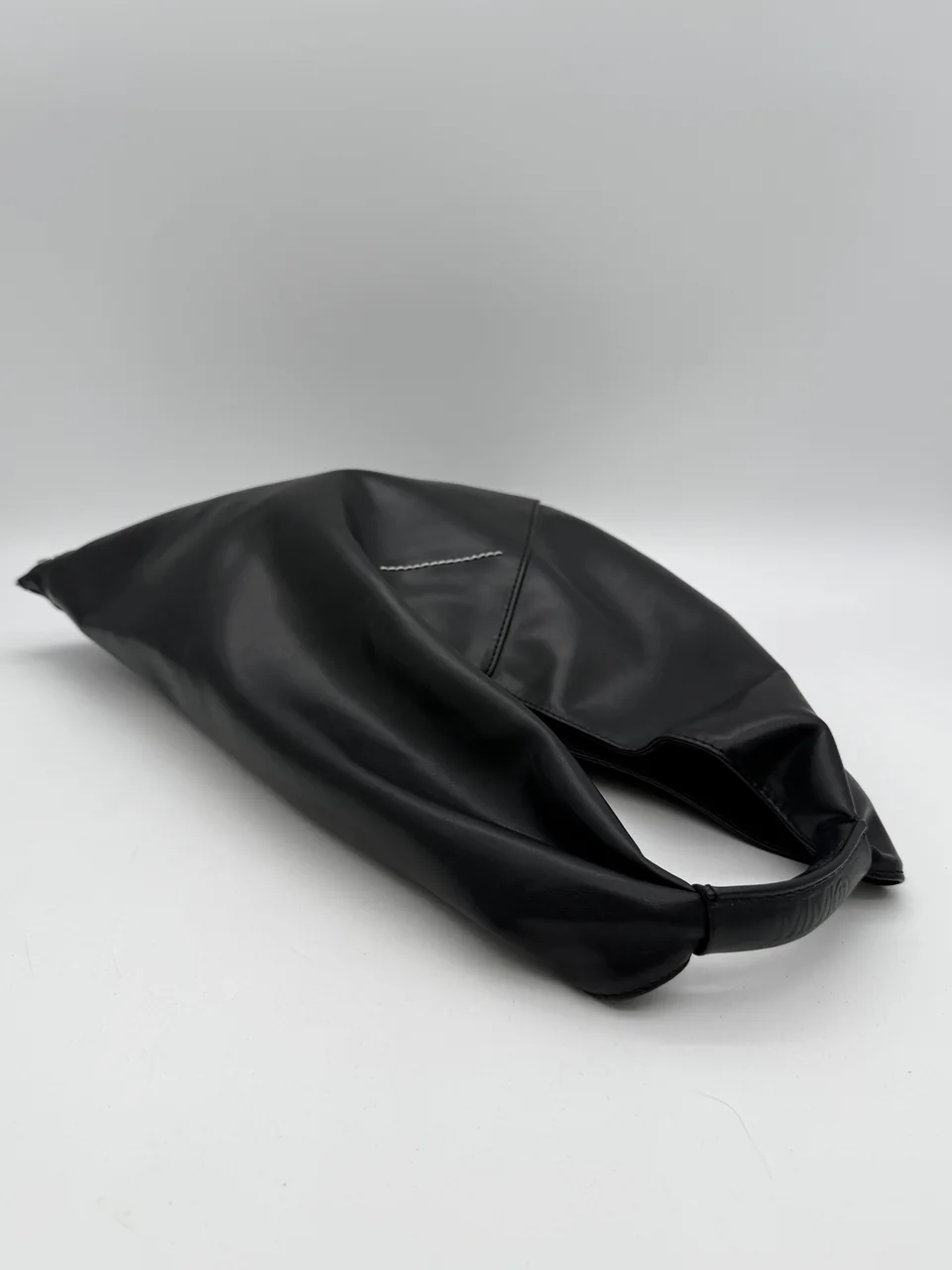 MAISON MARGIELA HANDBAG (BLACK) view 9