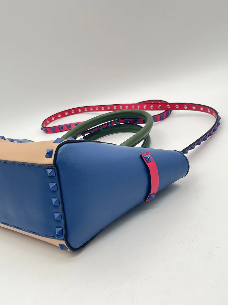 VALENTINO ROCK STUD TWO-WAY SHOULDER BAG view 6