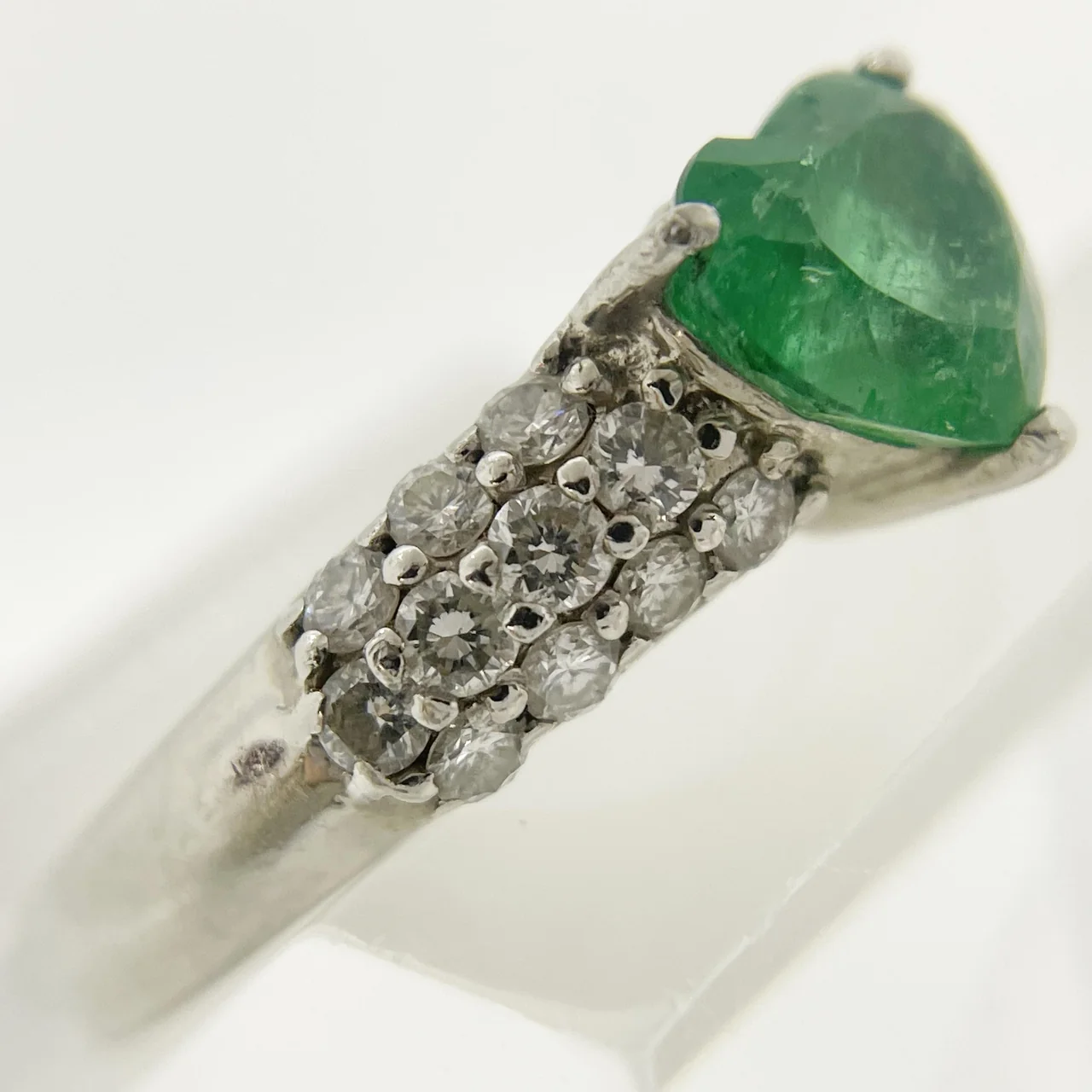 PT900 EMERALD RING E1.15CTS FD0.50CT 6.3G view 6