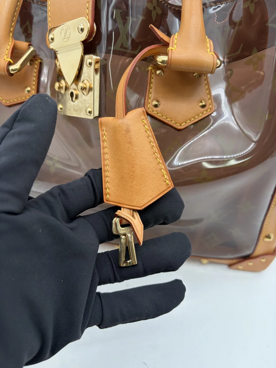 LV BAG view 6