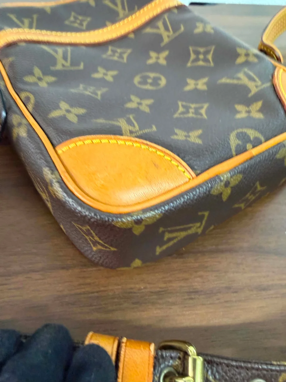 LV MONOGRAM DANUBE photo 3