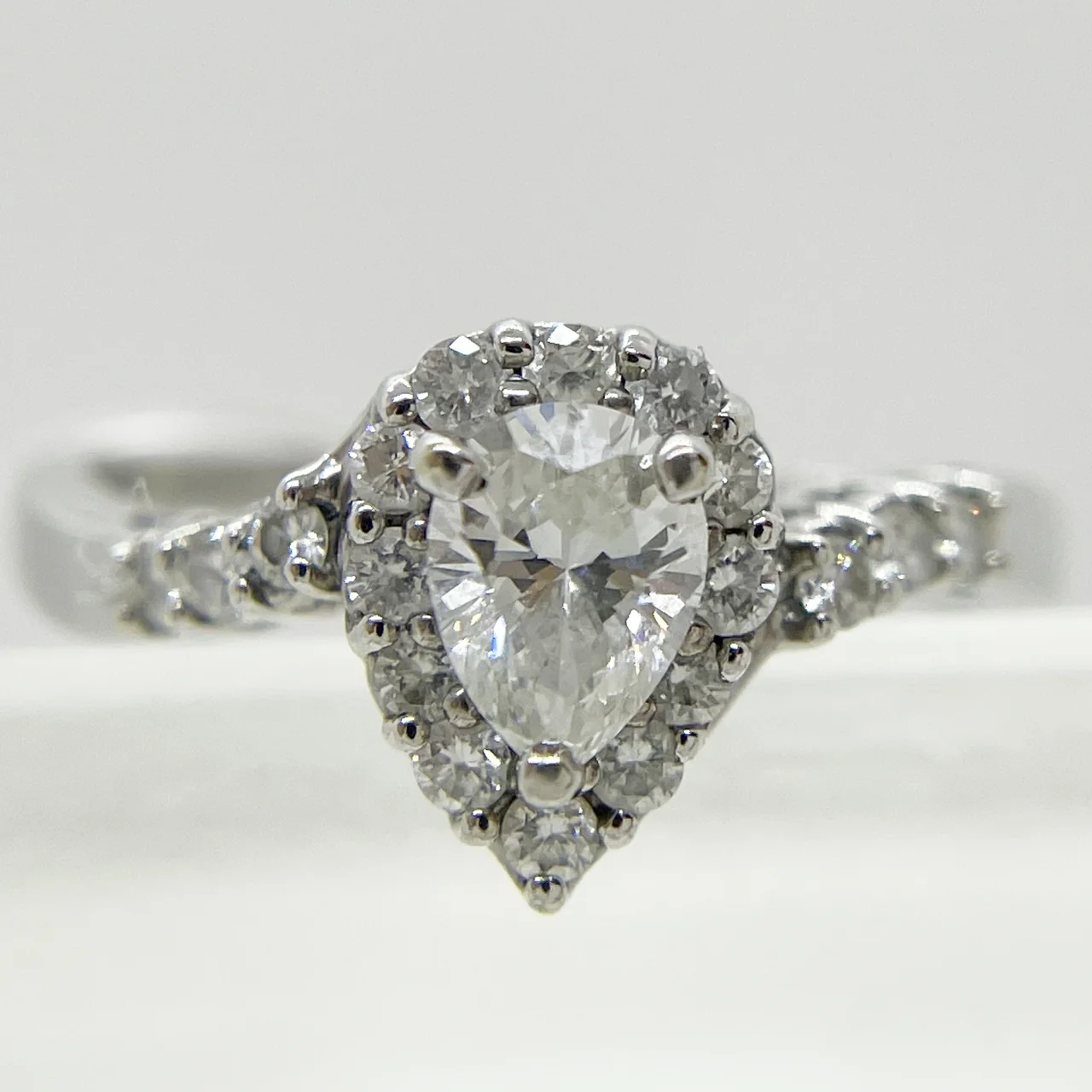 k14 DIAMOND RING
