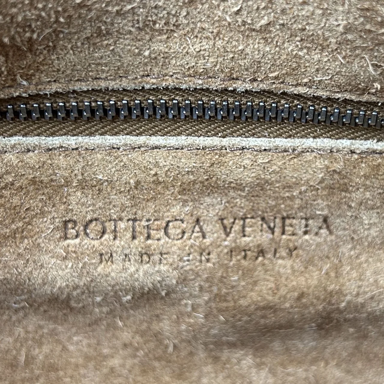 BOTTEGA VENETA MAXI INTRECCIATO CASSETTE CROSSODY view 8