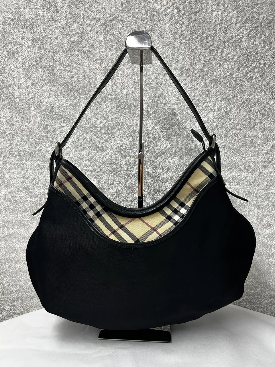 BURBERRY TOTE BAG