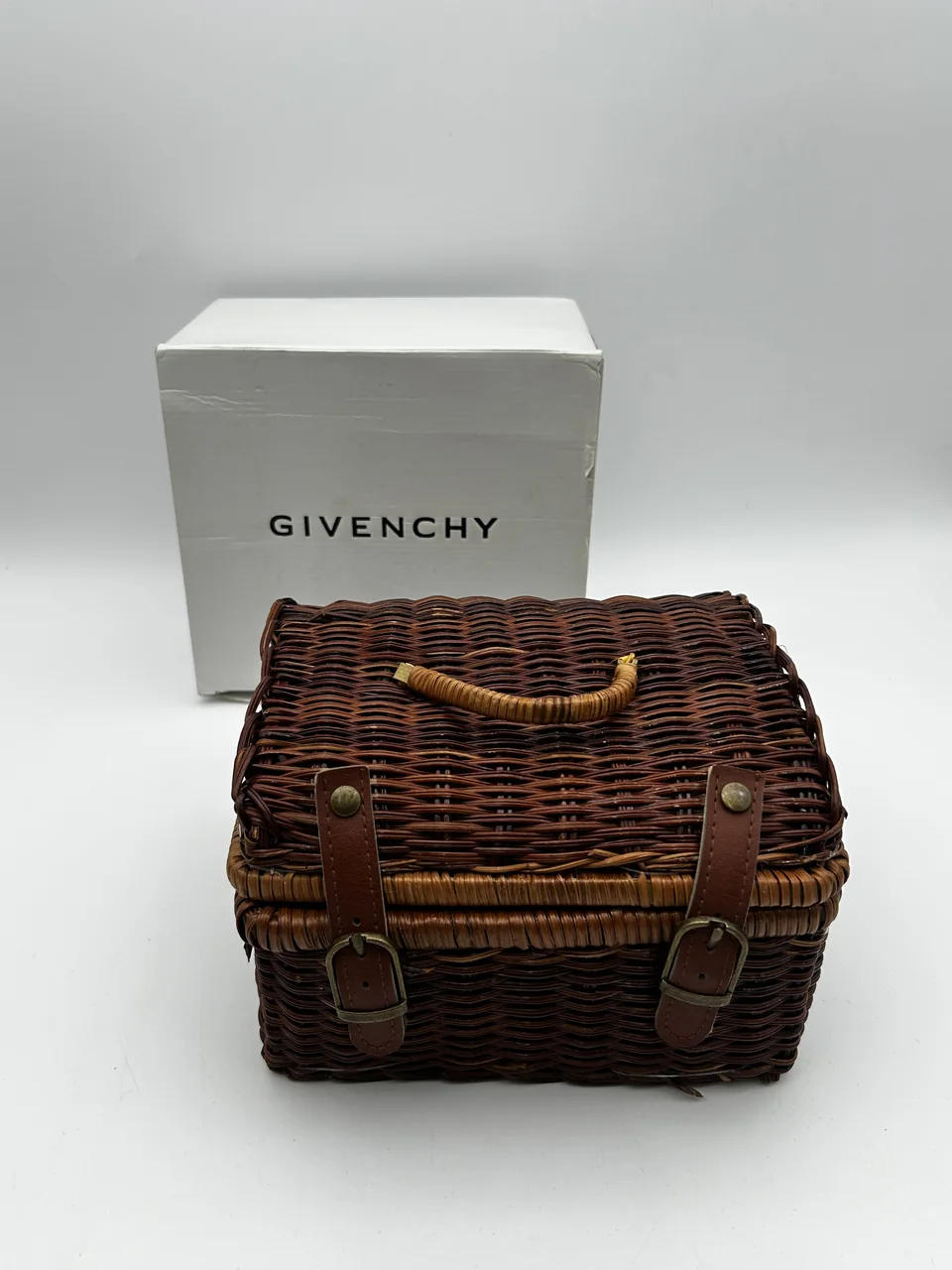 GIVENCHY BASKET BAG view 3