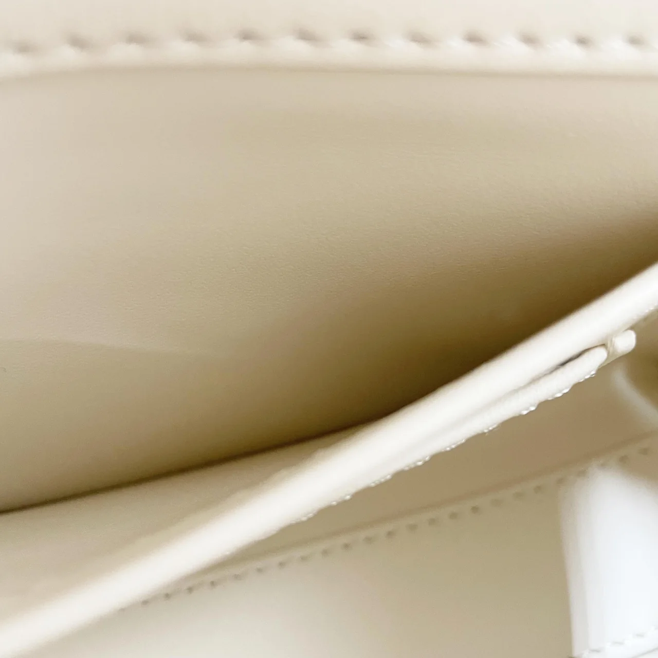 LV LAMB LEATHER GO-14 MALTAGE PM (VANILLA) view 11