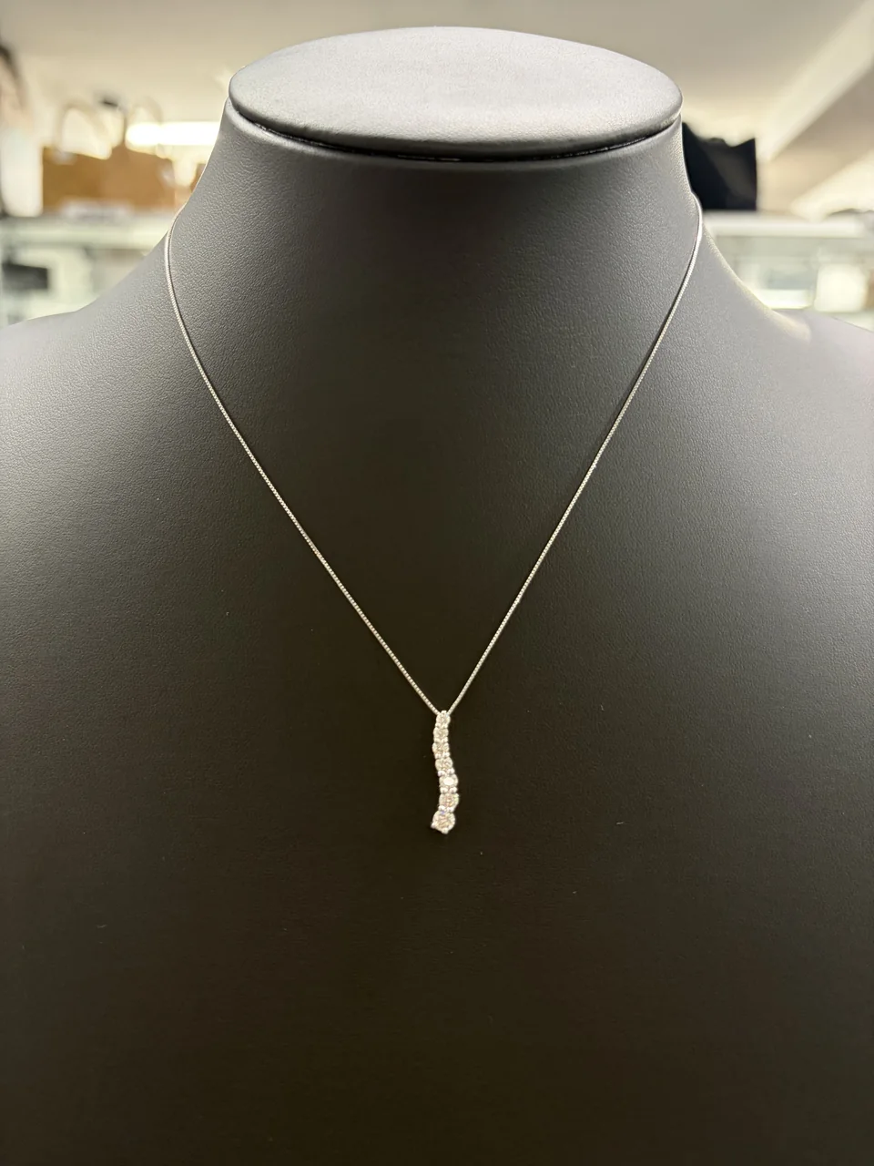 K18WG DIAMOND NECKLACE FD0.50CT 2.78G hover