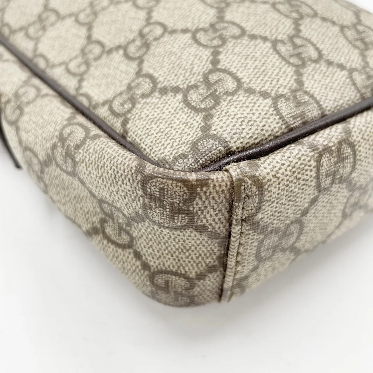GUCCI GG SUPREME SHOULDER BAG view 5