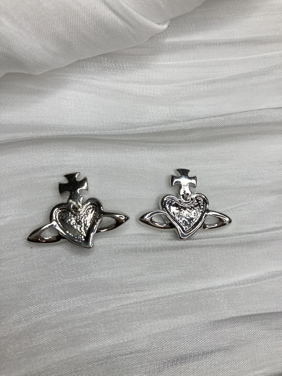 VIVIENNE WESTWOOD EARRINGS view 6