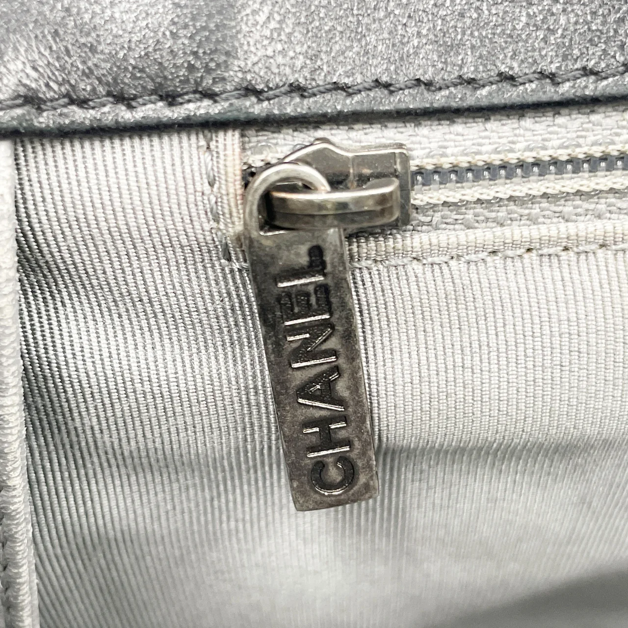 CHANEL LAMB SKIN LE BOY (17 SERIAL CODE) view 12