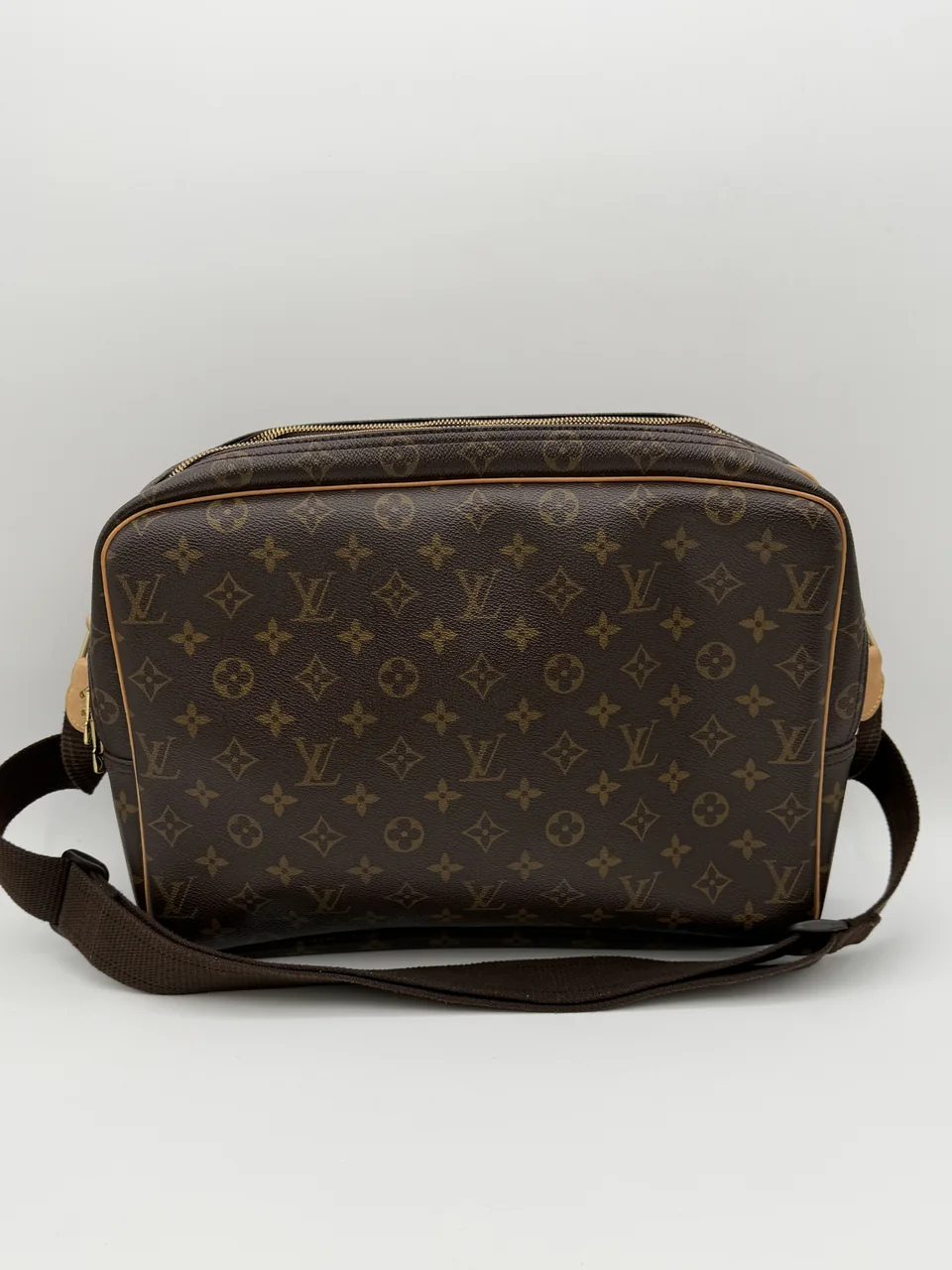 LV MONOGRAM REPORTER GM view 5