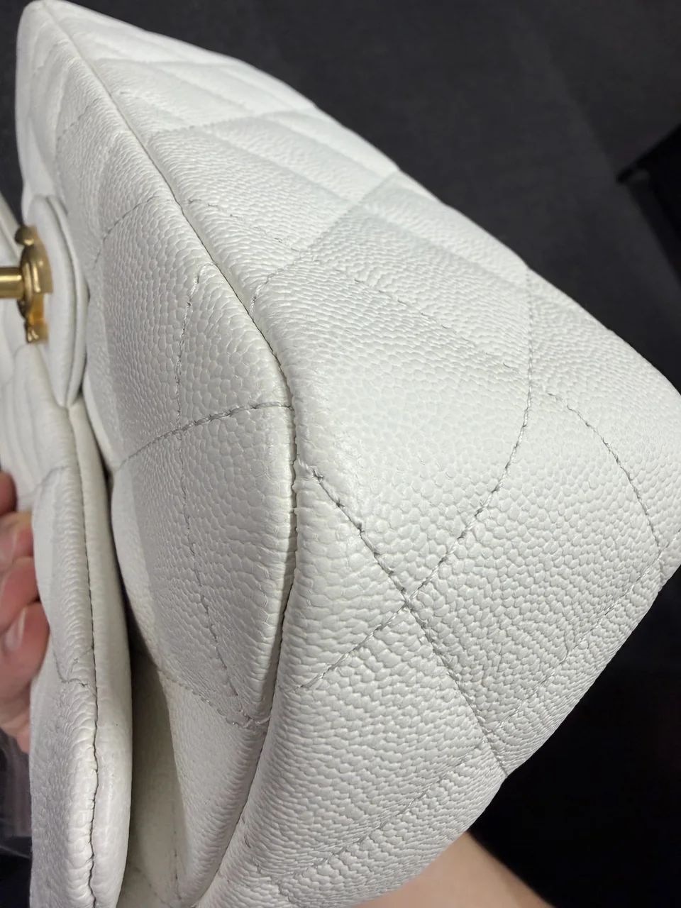 CHANEL CAVIAR MATELASSE CHAIN SHOULDER BAG (WHITE) view 16