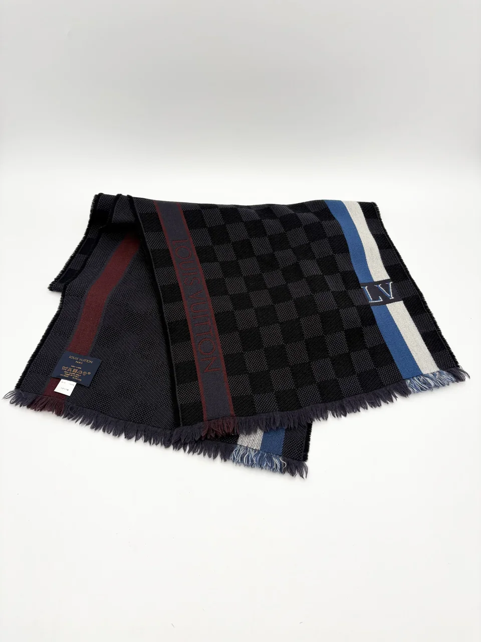 LV ECHARPE MESSAGE view 5