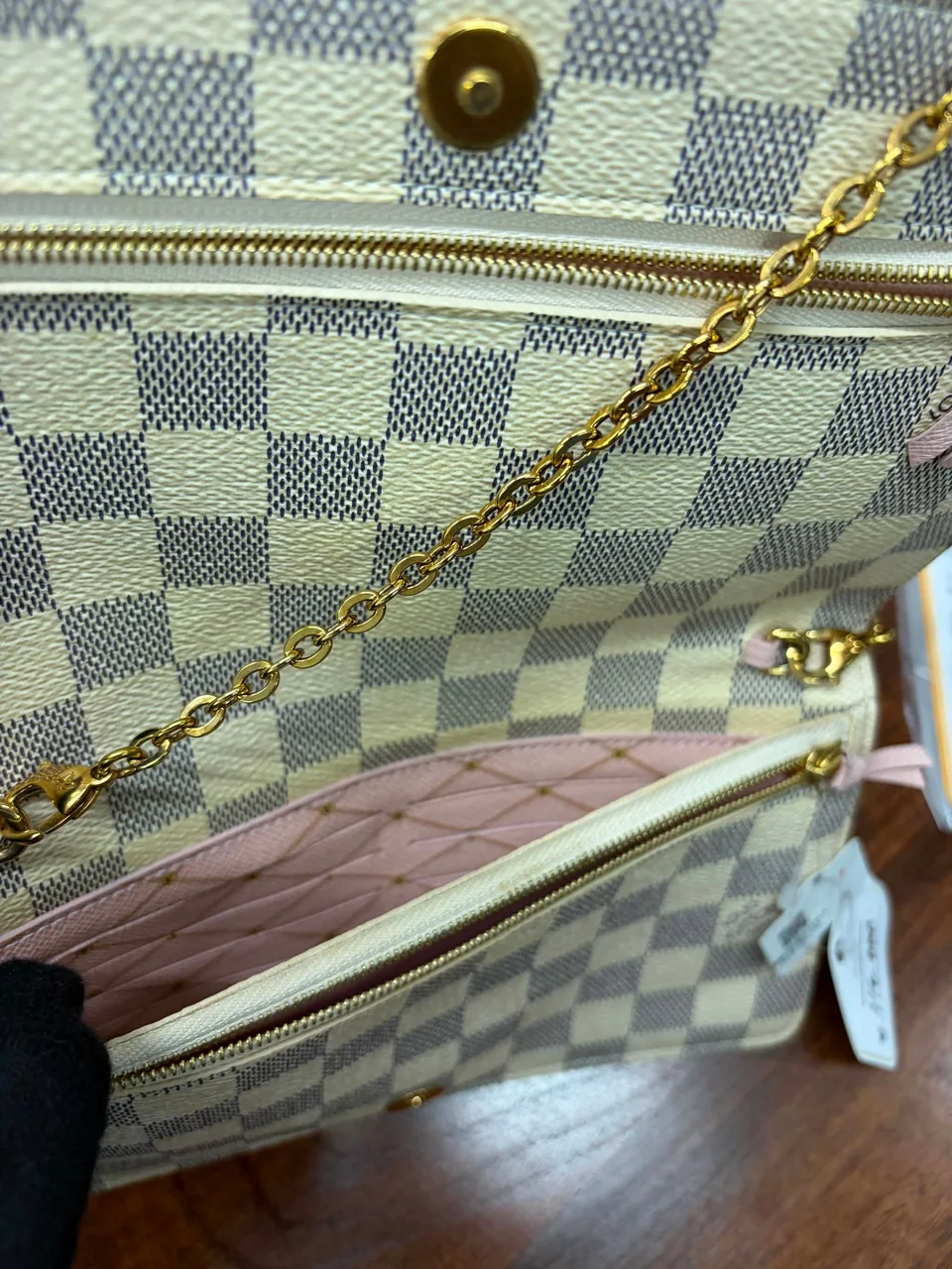 LV AZURE POCHETTE WEEKEND photo 5