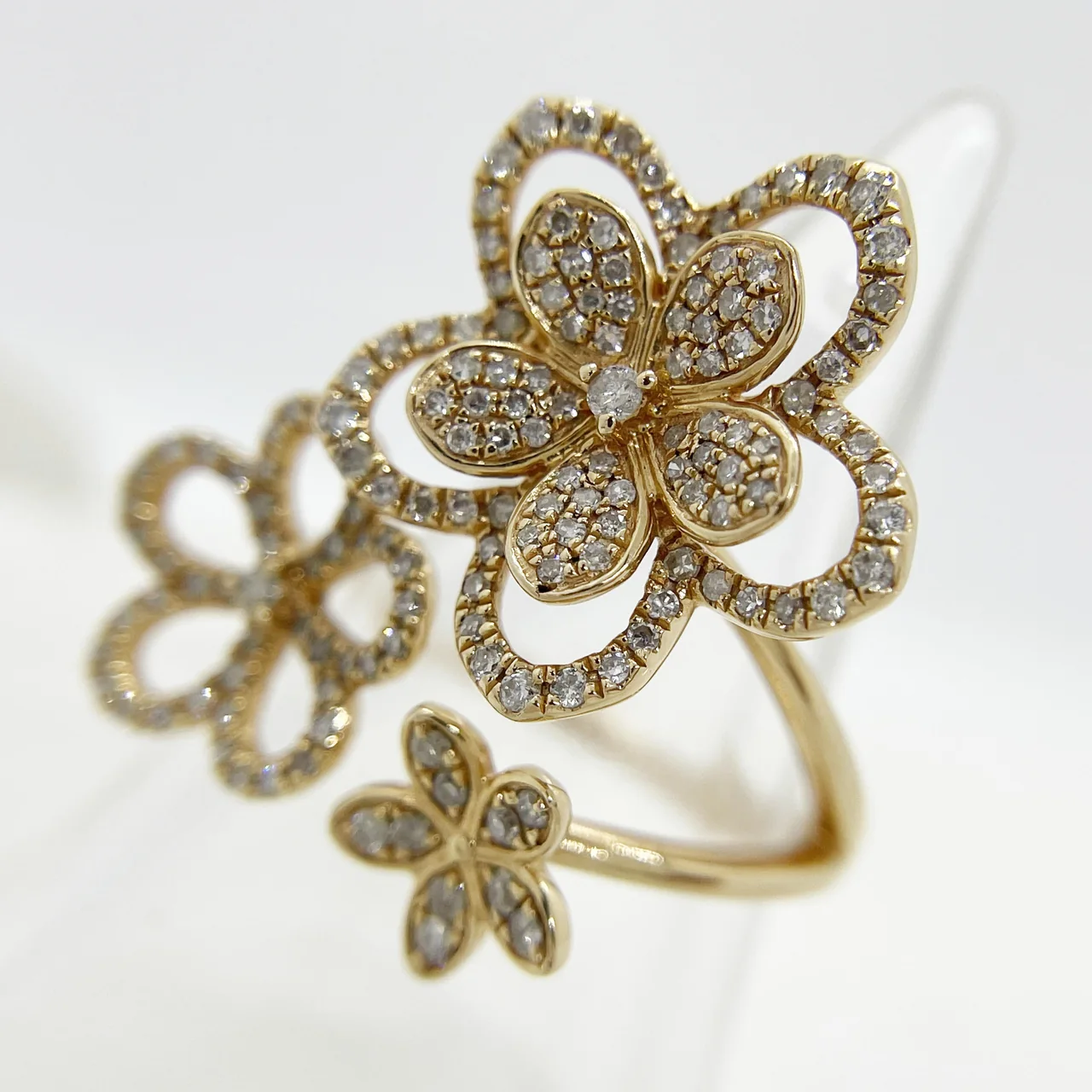 AU750 FLOWER RING FD0.60CT 4.3G view 7