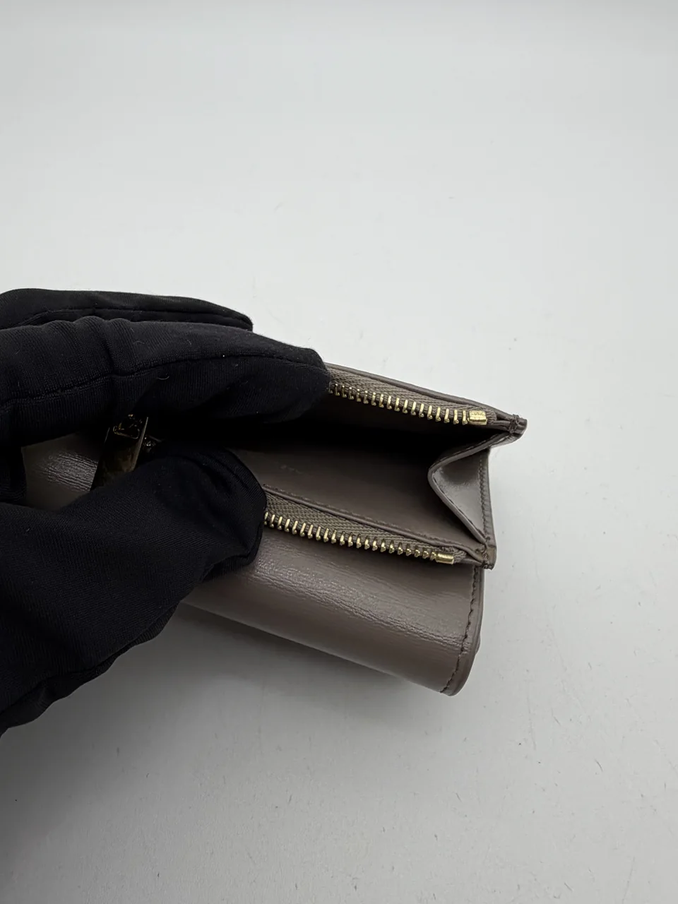 CELINE TRIOMPHE WALLET (GRAY) view 8