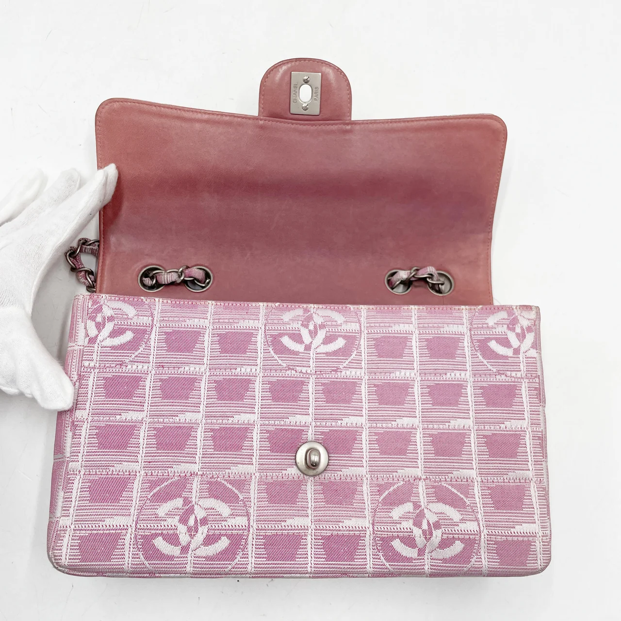 CHANEL NEW TRAVEL LINE SHOULDER BAG (6 SERIAL CODE) view 10