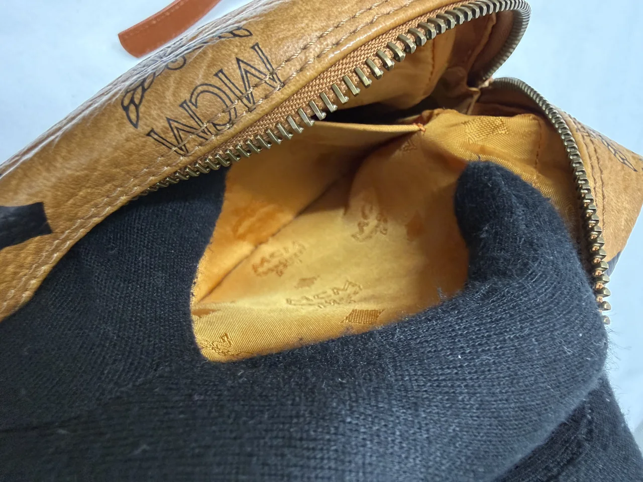 MCM SHOULDER BAG view 11