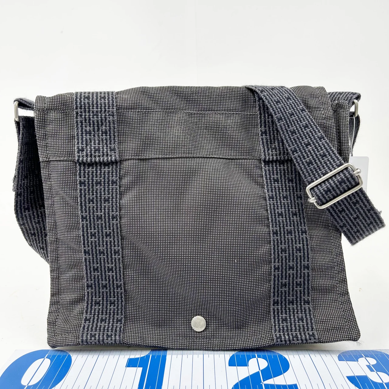 HERMES HERLINE BASAS