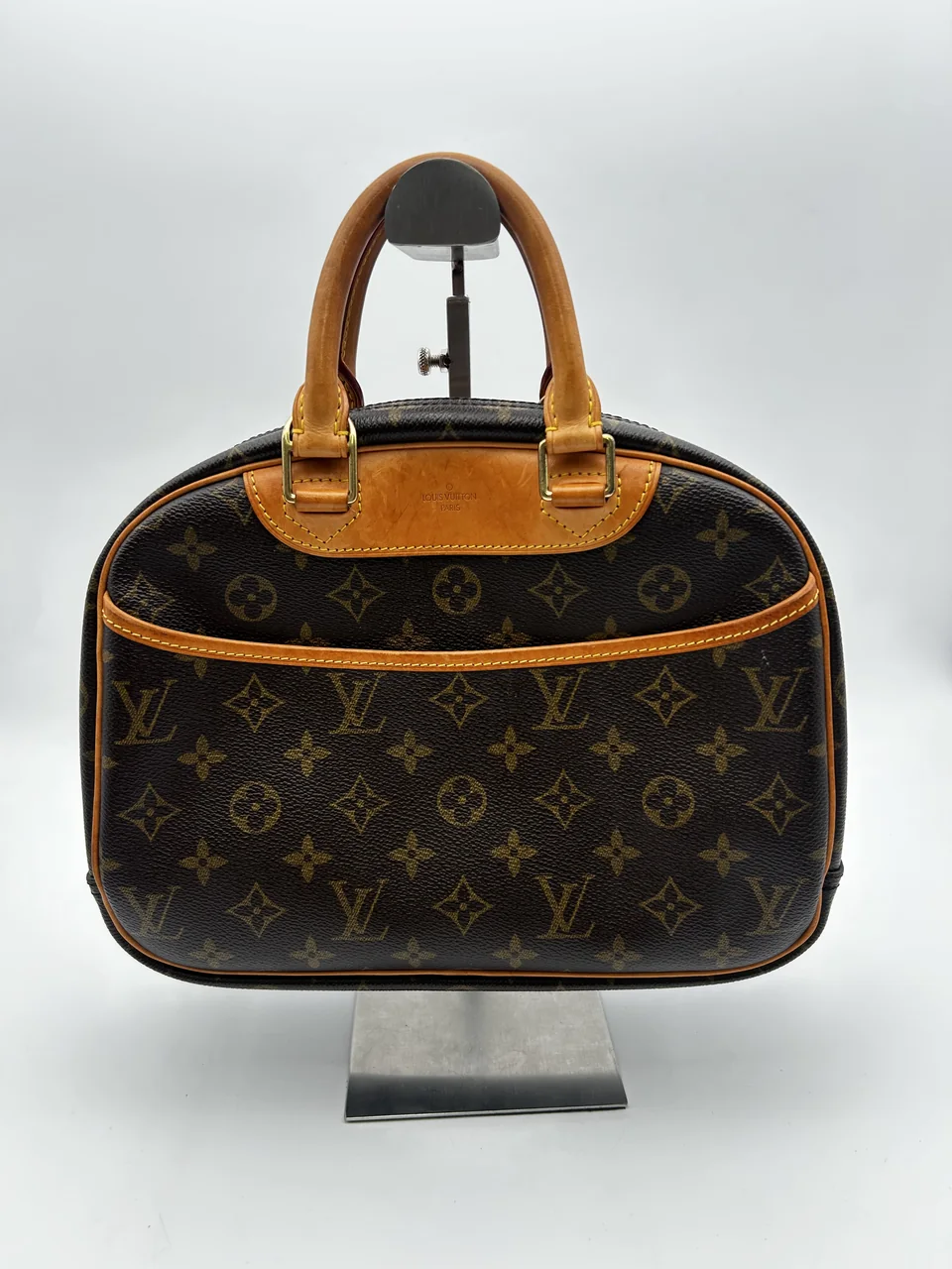 LV MONOGRAM TROUVILLE view 3